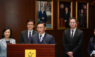 【视频】前厅交流会聚焦香港发展 张国钧：议员关注国际调解院发展等