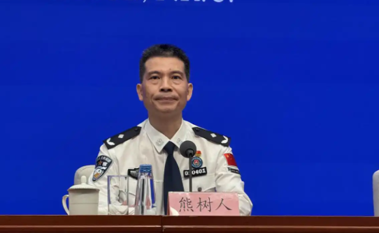 【视频】中国护照“含金量”持续提升 可免...