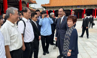 前国民党主席洪秀柱抵京 参加纪念抗战胜利80年活动