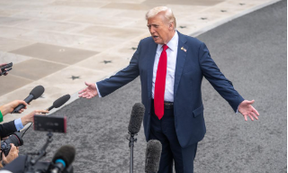 特朗普威胁普京：不停战就送乌“大...