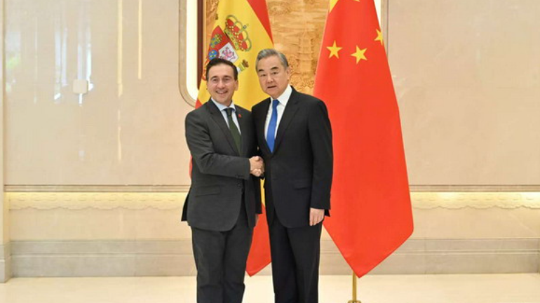 【视频】王毅:中国与西班牙可从长远角度和战略高度发展两国...
