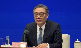 【视频】王文涛：中方近期稀土出口管制措施 是完善出口管制体系正常做法