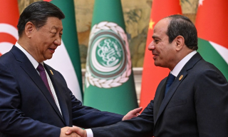 习近平向塞西致贺信 祝贺大埃及博...