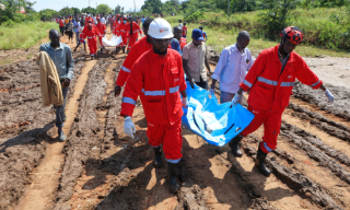 肯尼亚暴雨引发山泥倾泻 已致26死25失踪