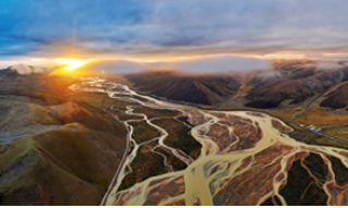 “雪山大地·影像季”：镜头聚焦青...